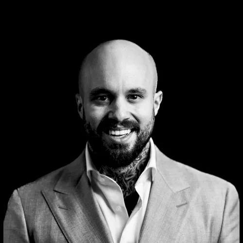 Thierry-Charles Coulombe — Stratégie & acquisition